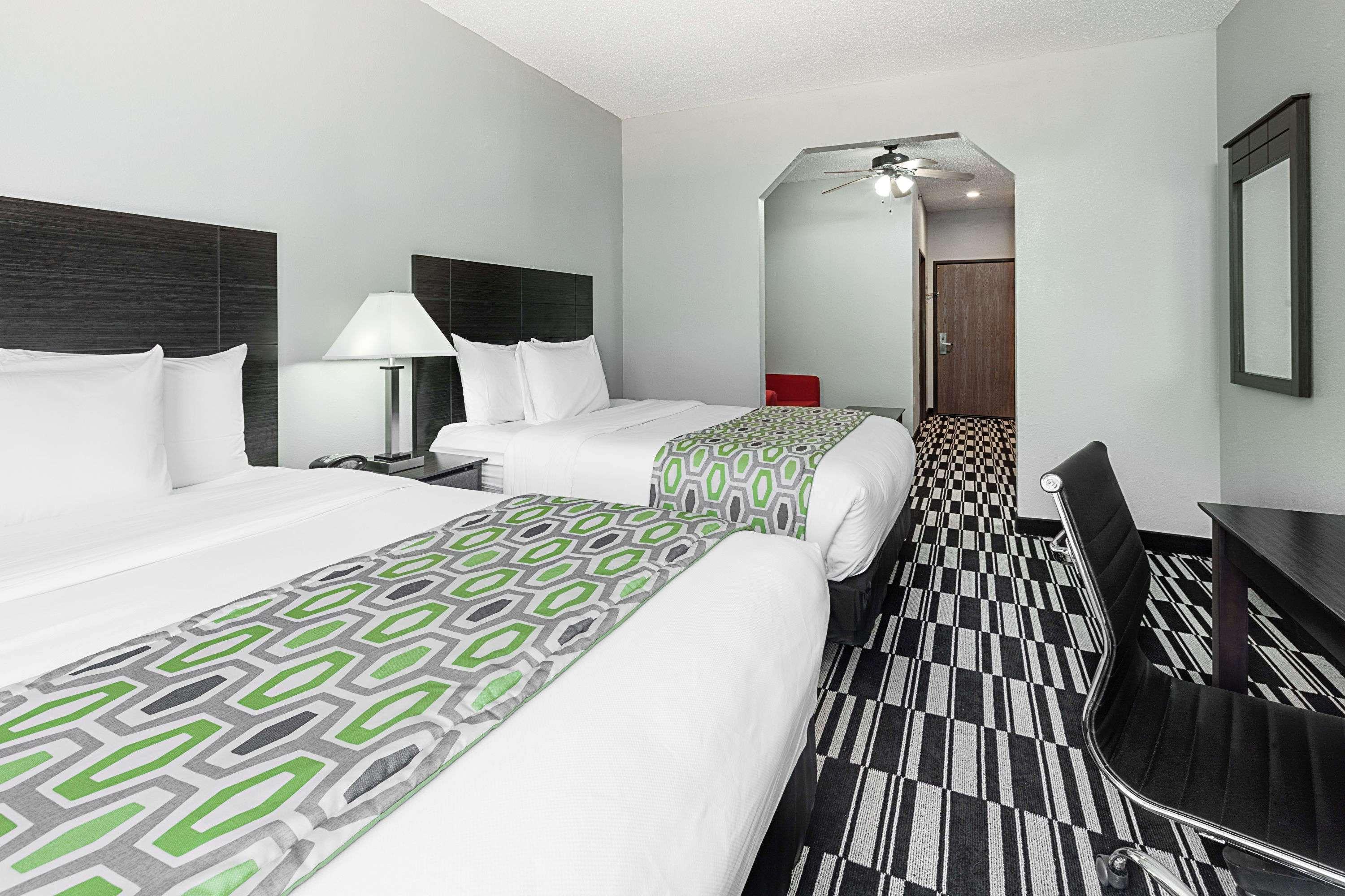 Holiday Inn Express & Suites Sulphur Springs By Ihg Exterior foto