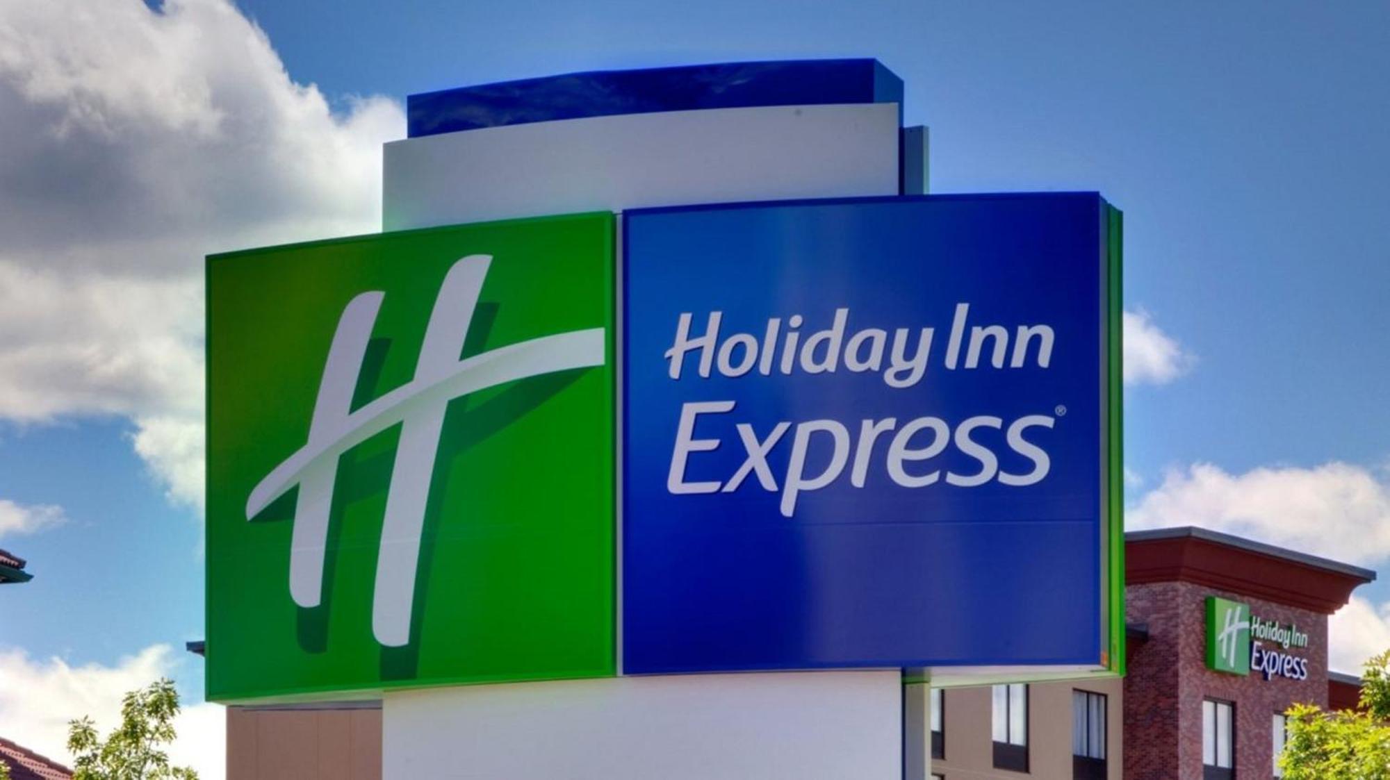 Holiday Inn Express & Suites Sulphur Springs By Ihg Exterior foto